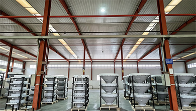 Livraison par lots ! Les activateurs de conteneurs VRV ont été chargés avec succès sur le véhicule et sont en route vers le site de production du client.